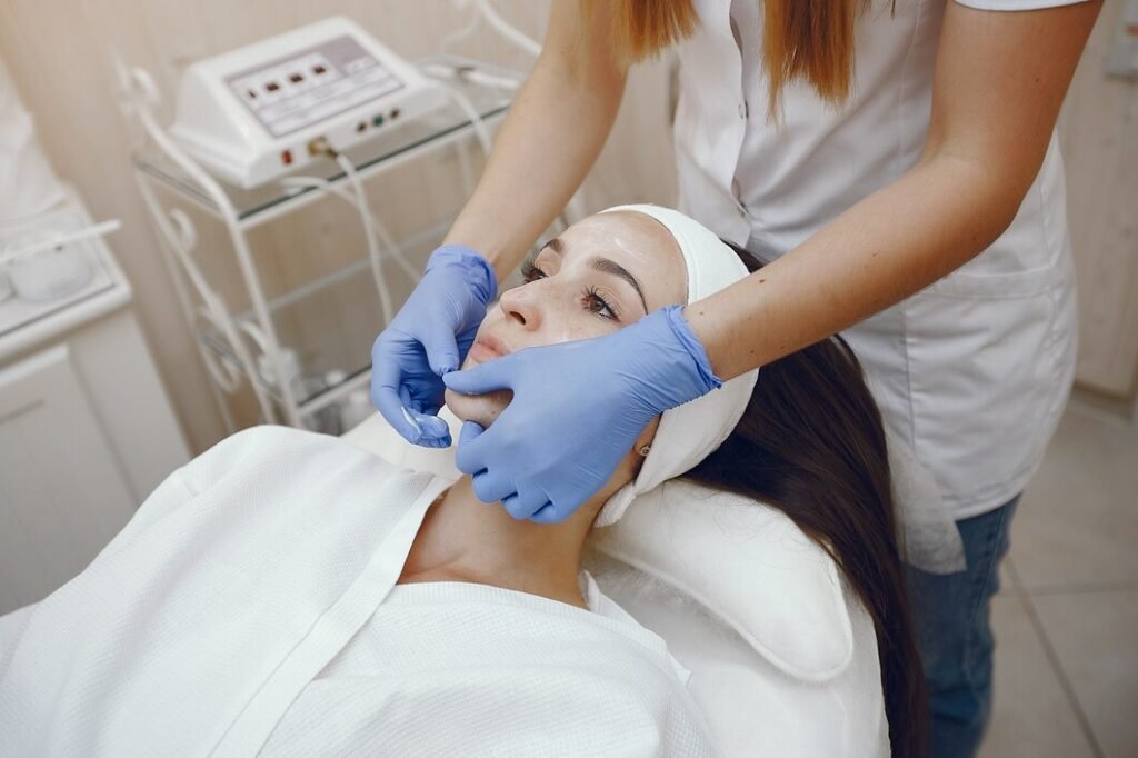 Best Skin Treatment clinic in Saket