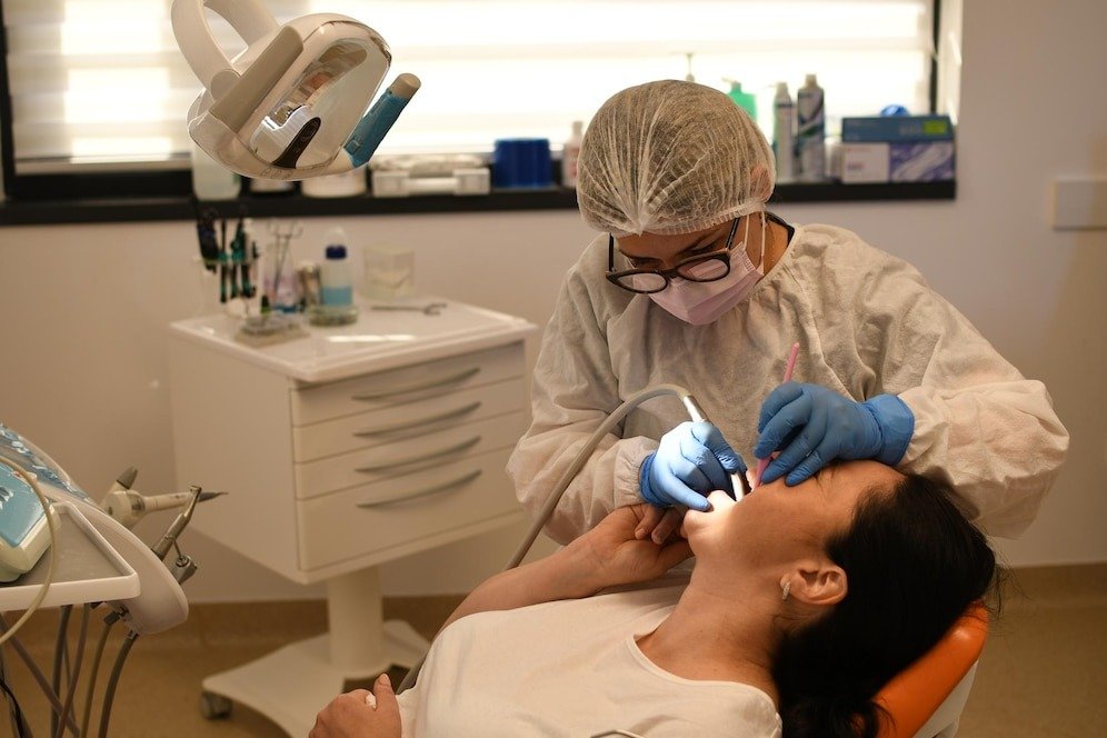 Best Dentist in Saket