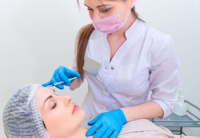 Best Anti-Aging Treatment Clinic in Saket
