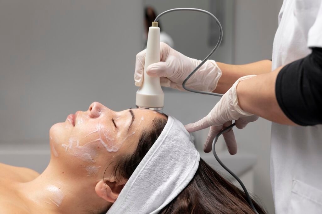 Advance Hydrafacial Treatment in Saket