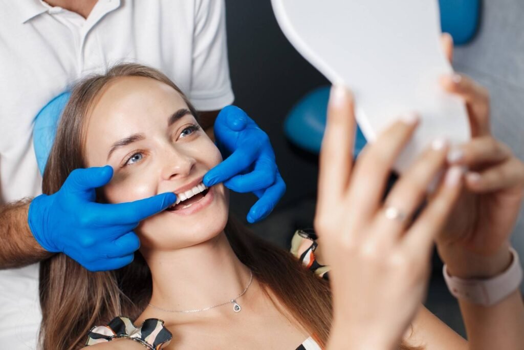 Best Dental Veneers Clinic in Saket